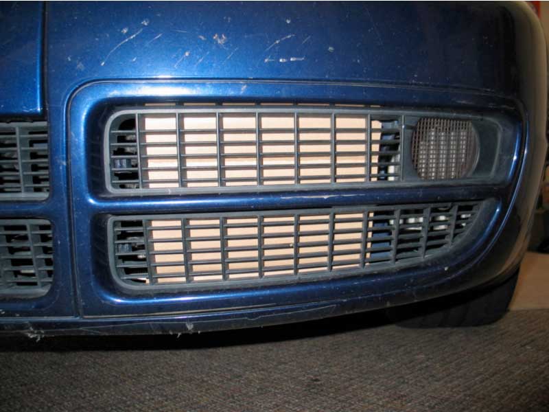 Blocked shroud with grill in place