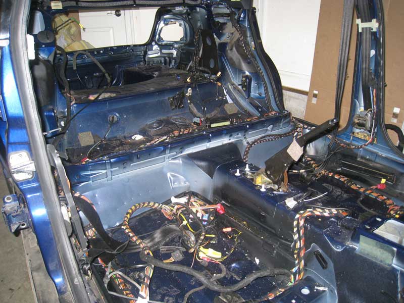 Stripped Audi B5 S4