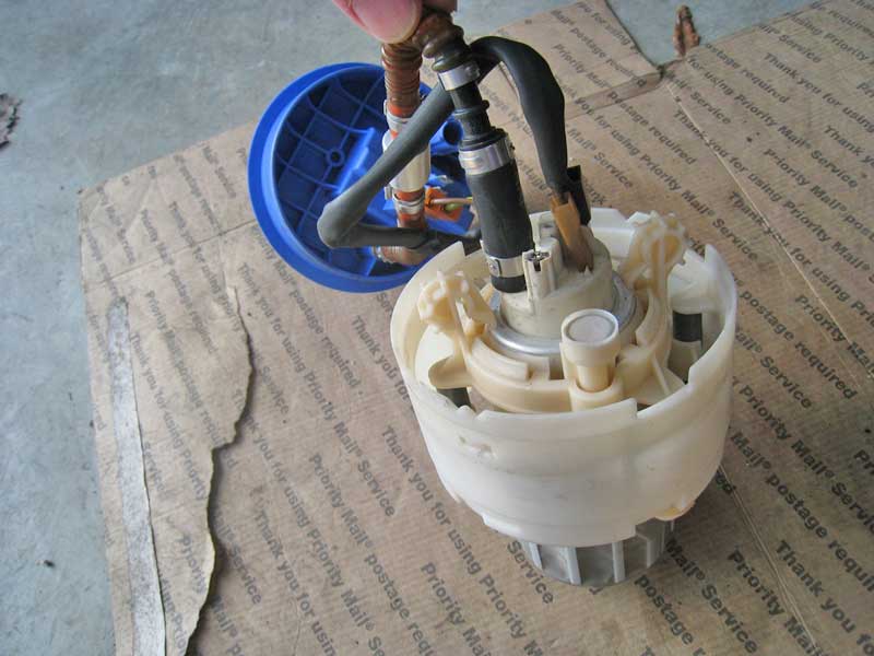 Audi B5 RS4 fuel pump