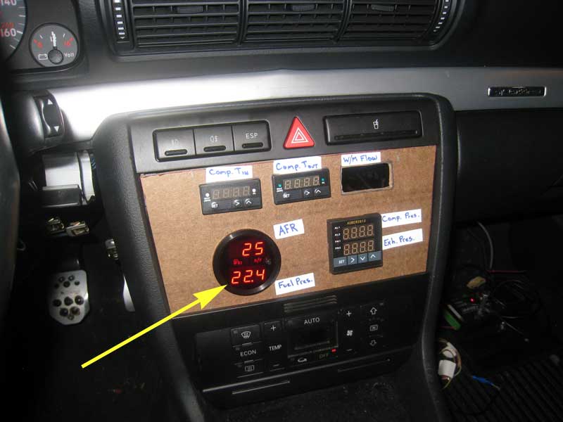 Innovate Motorsports LC-2 wired up to VEI display gauge