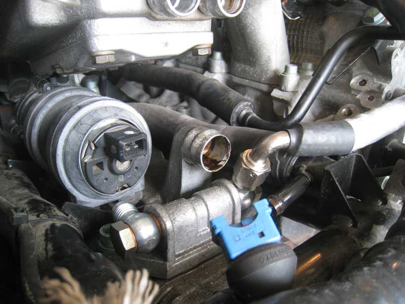 Oil distribution block