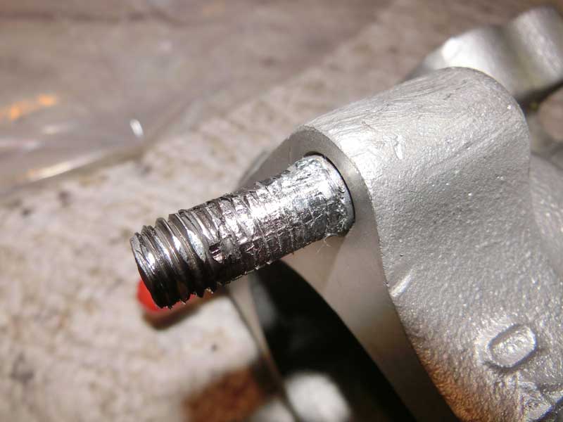 TTE 550 turbo stuck stud